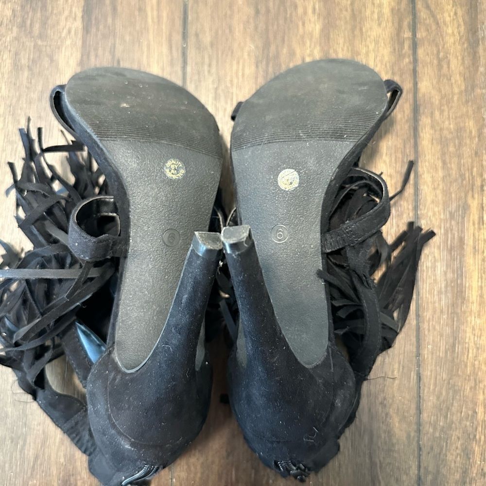 a.n.a |  Black Terry Fringe Heels size 6 - Picture 7 of 8